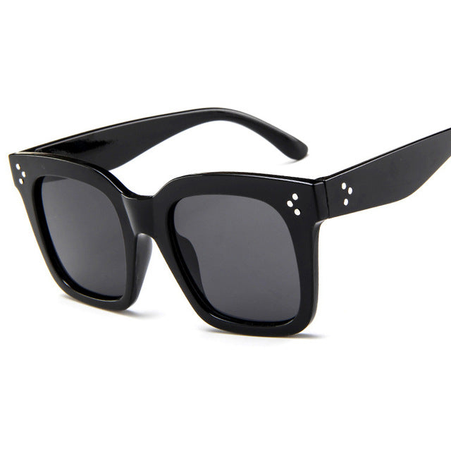 Tova Square Sunglasses - Oneposh